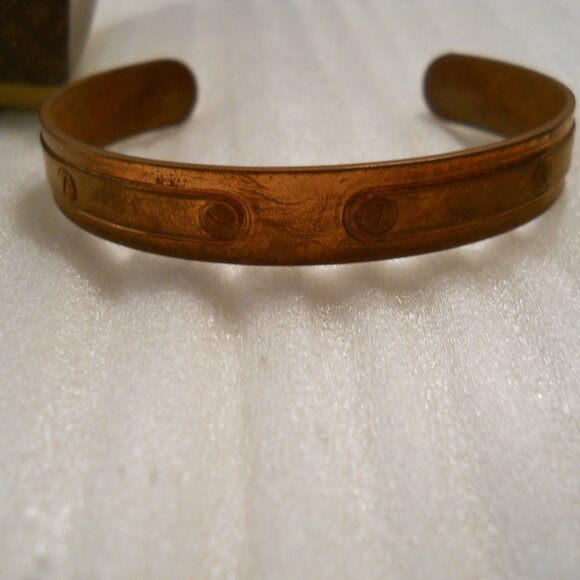 Vintage Avon - Copper Cuff    9-30 - Picture 1 of 3